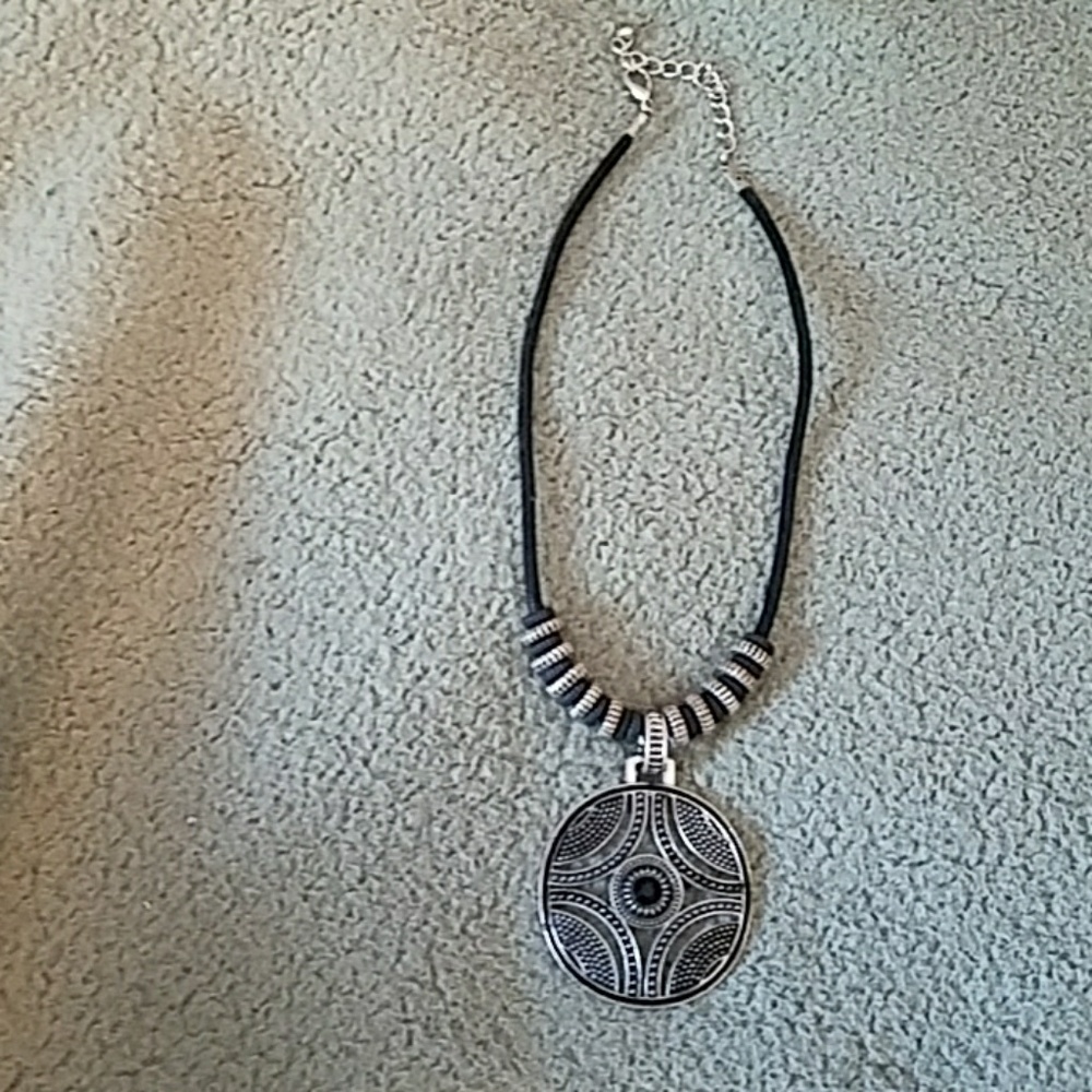 SALE $10 Jewelry bundle necklace and cuff - Picture 2 of 3